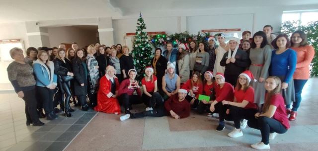 Спільна світлина усіх присутніх